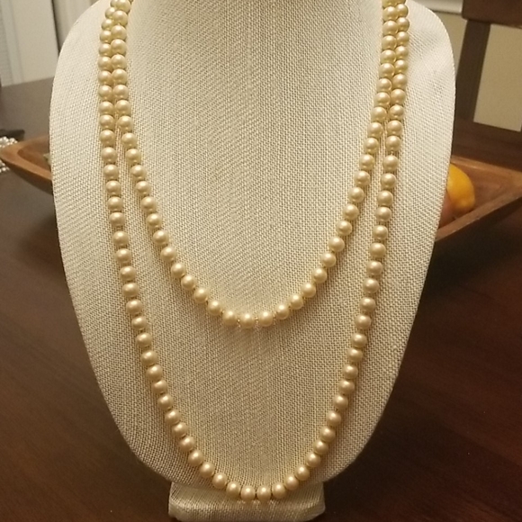 Les Bernard Jewelry - Vtg. Les Bernard Glass Pearls
